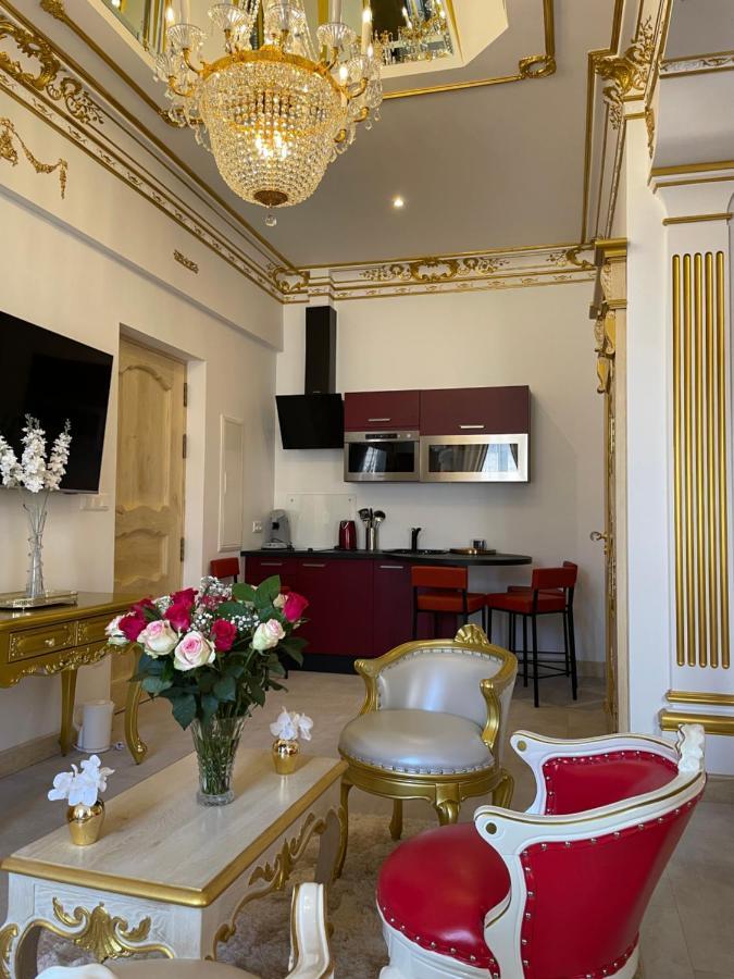 Suite Imperiale Eglise Du Couvent Ναρμπόν Εξωτερικό φωτογραφία